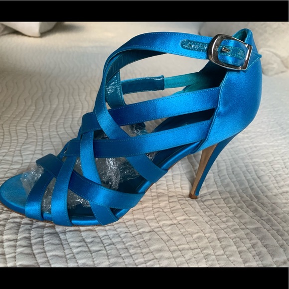 Manolo Blahnik sandals - Picture 4 of 7